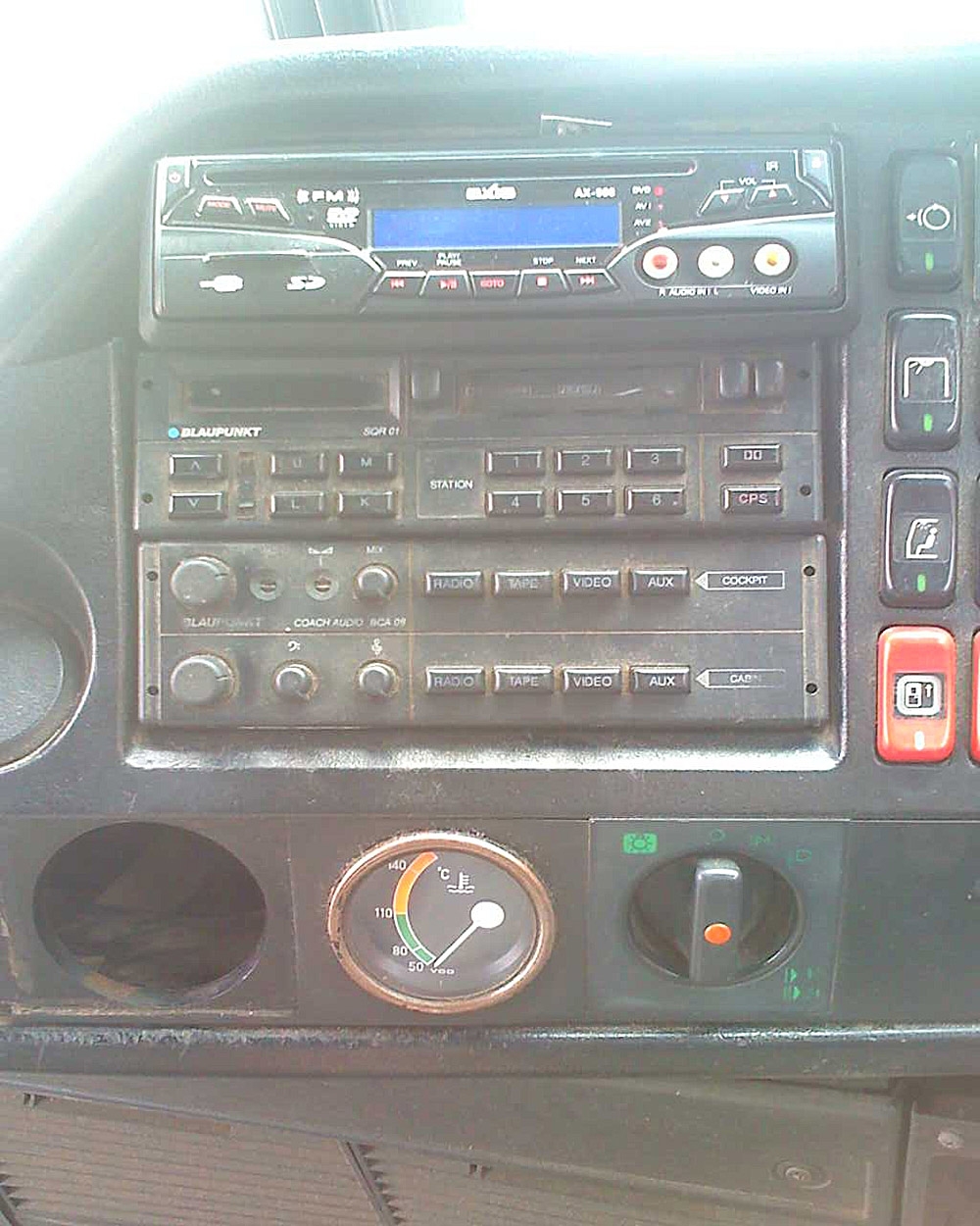 bus-coach-a-v-system