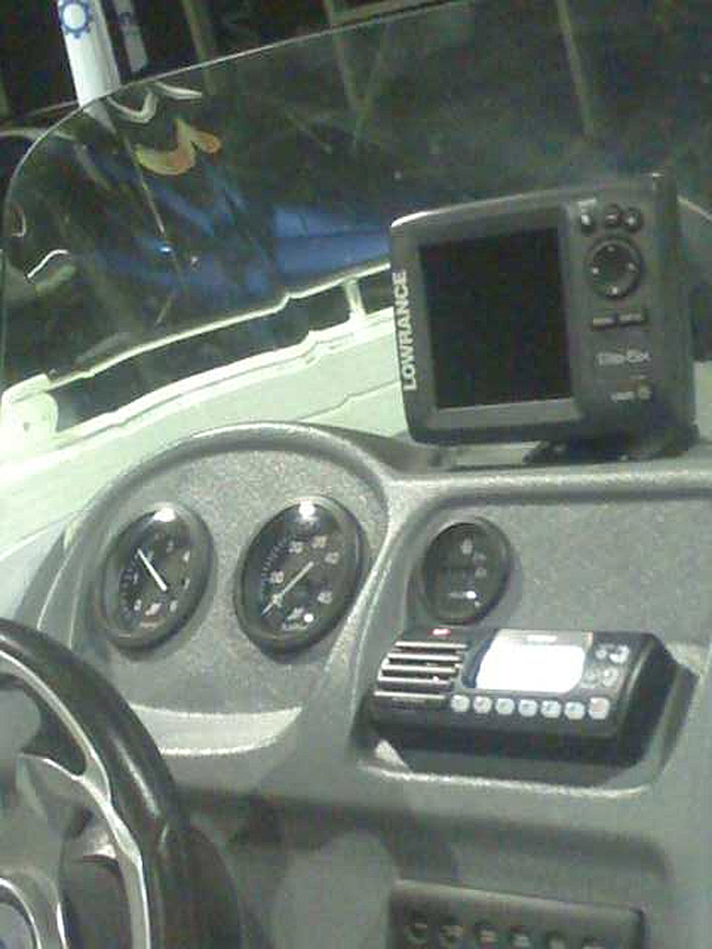 am-fm-radio-with-fish-finder-on-top